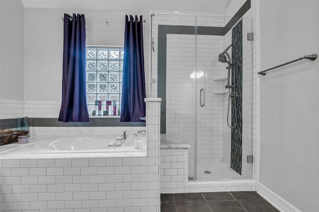 5523 Darschelle Dr, Houston, TX 77069 - full bath with a garden tub and a shower stall