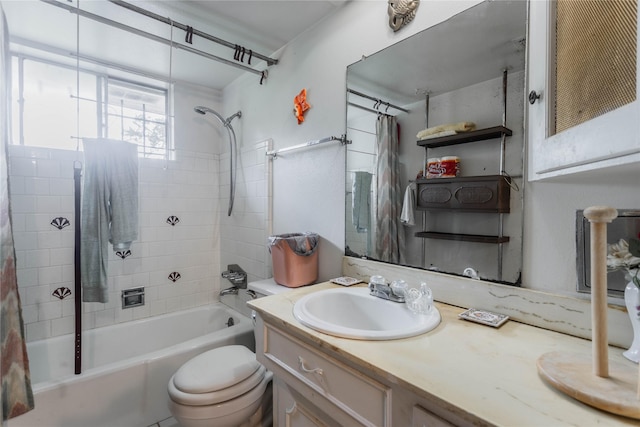 7726 Melanie St, Houston, TX 77016 - bathroom with shower / tub combo with curtain and vanity