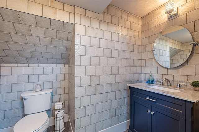 3028 Locke Ln, Houston, TX 77019 - bathroom with tile walls and vanity