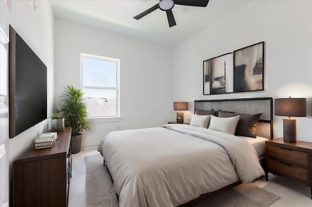 9804-9808 Pelsey St, Houston, TX 77029 - bedroom with ceiling fan