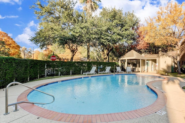 9400 Doliver Dr Unit 30, Houston, TX 77063 - community pool with a gazebo and a patio