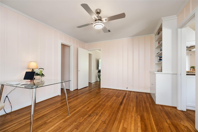 6625 Fairfield St, Houston, TX 77023 - unfurnished room featuring crown molding, wood-type flooring, and ceiling fan
