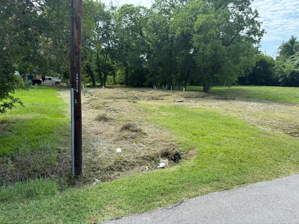7438 Maxroy St, Houston, TX 77088