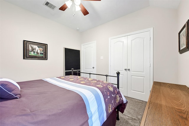 6318 Crystal Forest Trl, Katy, TX 77493 - carpeted bedroom with a ceiling fan, a closet, and vaulted ceiling