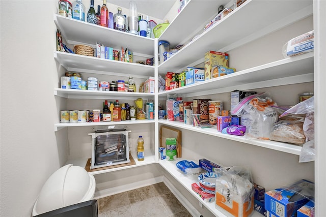 6318 Crystal Forest Trl, Katy, TX 77493 - view of pantry