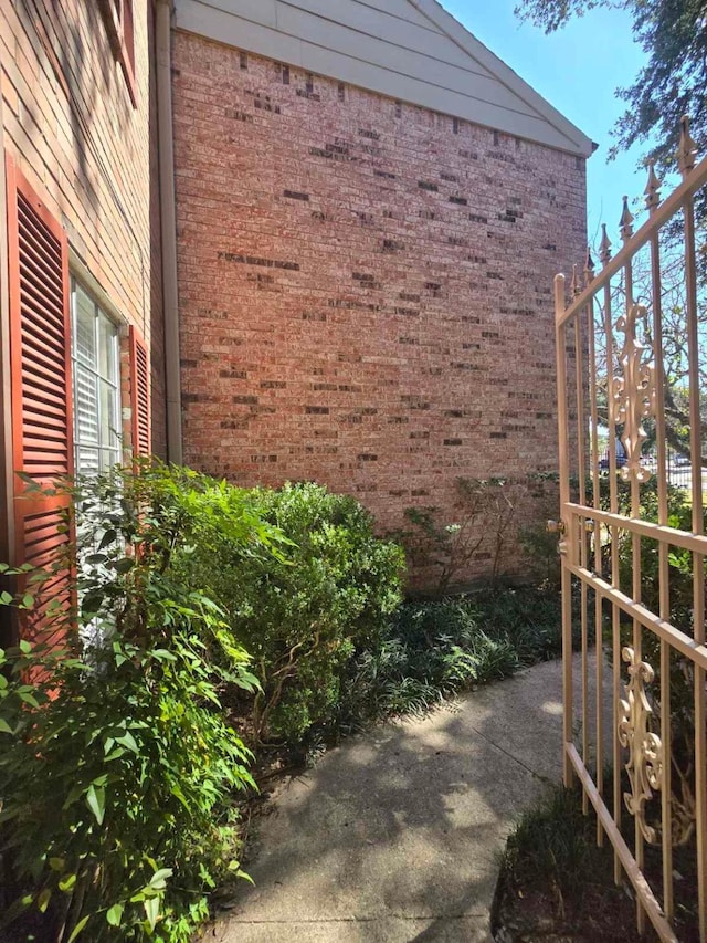 7837 Leonora St, Houston, TX 77061 - view of home's exterior with brick siding