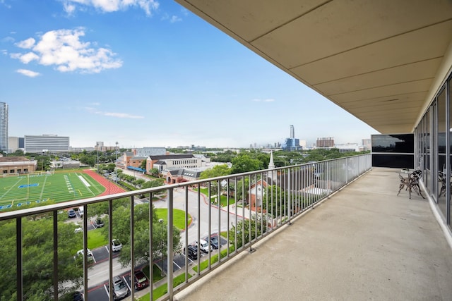 2200 Willowick Rd Unit 7B, Houston, TX 77027 - balcony featuring a view of city