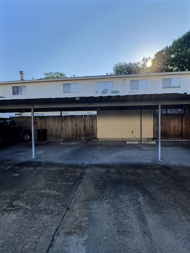 8101 Amelia Rd Unit 407D, Houston, TX 77055 - view of covered parking lot