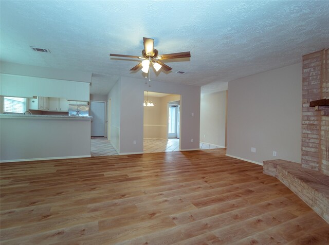 302 Brookdale Dr, League City, TX 77573 - photo 5