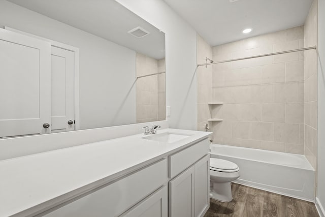 25011 Pomegranate Pl, Montgomery, TX 77316 - full bath with vanity, wood finished floors, bathing tub / shower combination, and recessed lighting