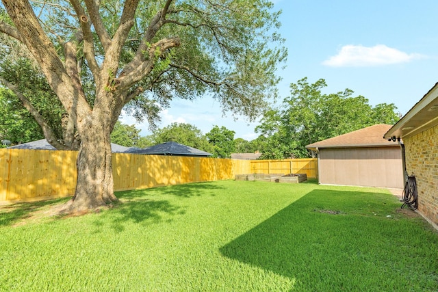 2910 Castle Ct, Pearland, TX 77581 - view of fenced backyard