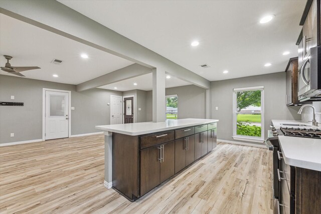 2804 Neches River Dr, Pearland, TX 77584