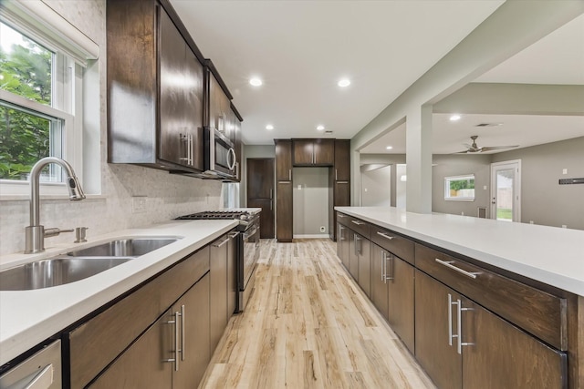2804 Neches River Dr, Pearland, TX 77584
