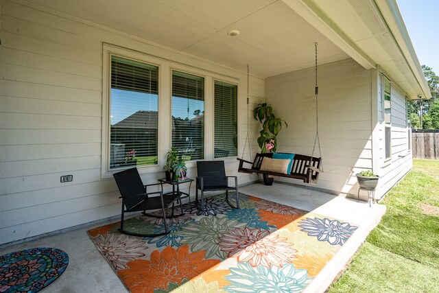 18202 Octavio Frias Trl, Houston, TX 77044 - view of covered porch