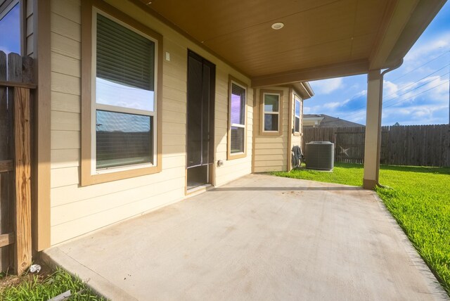 6818 Beck Canyon Dr, Houston, TX 77084 - photo 27