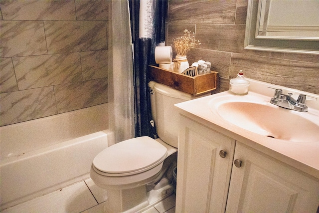 1315 N Roberson St, Conroe, TX 77301 - bathroom featuring vanity and shower / tub combo