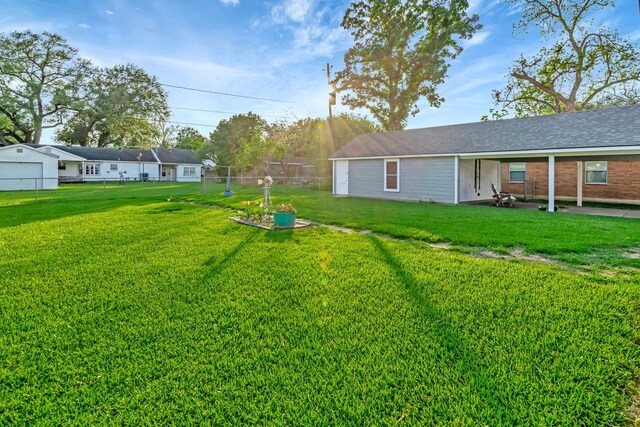 820 Meadow Ln, Wharton, TX 77488 - view of yard