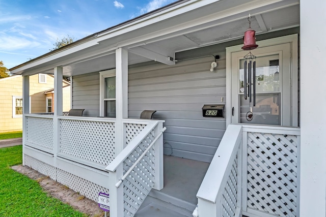 820 Meadow Ln, Wharton, TX 77488 - view of wooden porch