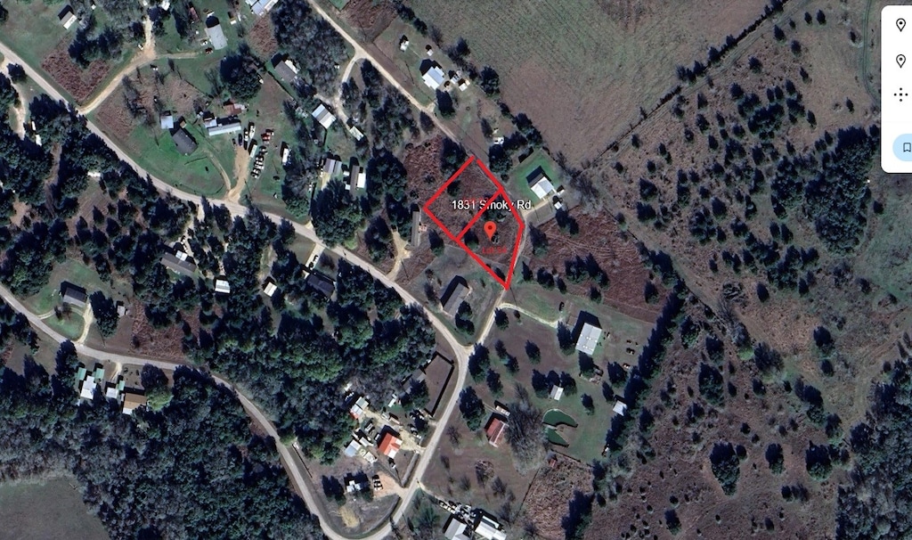 1831 Smoky Rd, Brenham, TX 77833