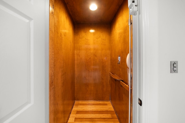 710 93rd St, Galveston, TX 77554 - view of elevator