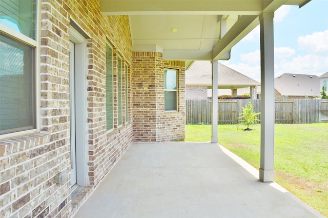 9323 Stablewood Lakes Ln, Tomball, TX 77375 - view of patio / terrace
