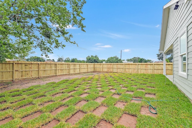 405 3rd St, Hempstead, TX 77445 - view of fenced backyard