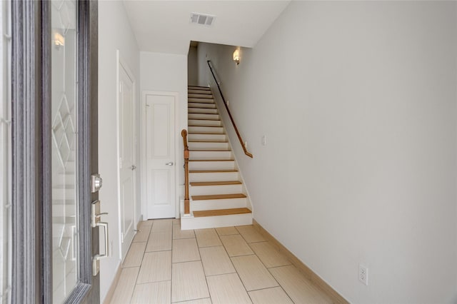 2904 Chenevert St Unit J, Houston, TX 77004 - foyer entrance featuring stairs