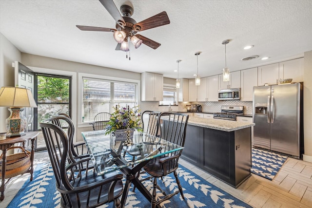 2223 Latexo Dr, Houston, TX 77018