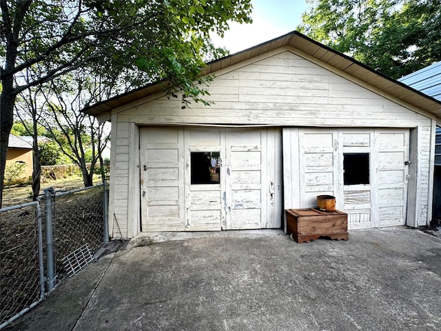 516 S Pecan Ave, Luling, TX 78648 - photo 6