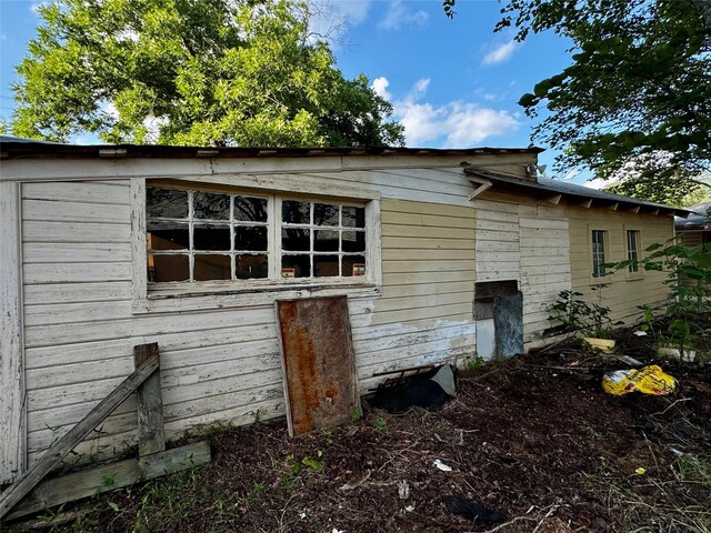 516 S Pecan Ave, Luling, TX 78648 - photo 39