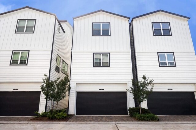 1051 Timbergrove Yards Ln, Houston, TX 77008