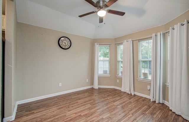 5409 Gold St, Houston, TX 77026 - empty room with light wood-type flooring and a ceiling fan