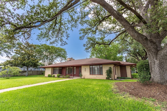 322 E Obryant St, Bellville, TX 77418