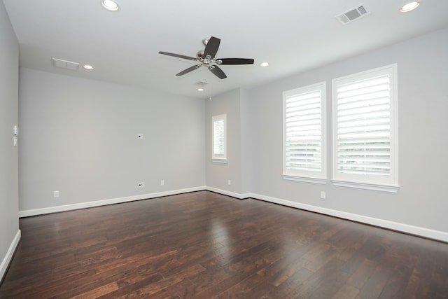 5120 Larkin St, Houston, TX 77007 - unfurnished room featuring dark wood-style floors, a ceiling fan, and recessed lighting