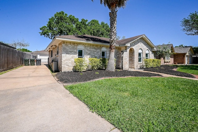 13722 Woodchester Dr, Sugar Land, TX 77498 - photo 2