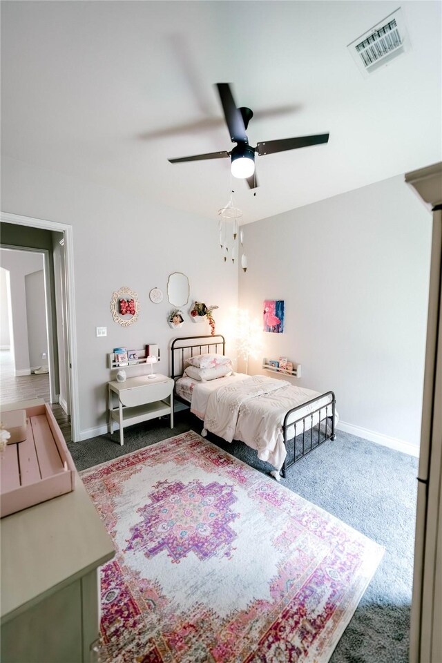 3319 Pleasant Hollow Ln, Houston, TX 77365 - bedroom featuring carpet floors and baseboards