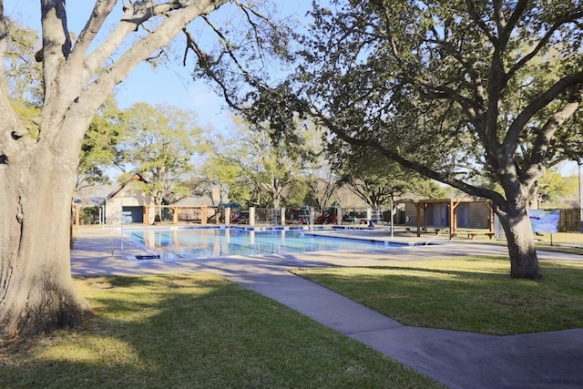 2602 Briarbrook Dr, Houston, TX 77042 - community pool with a patio
