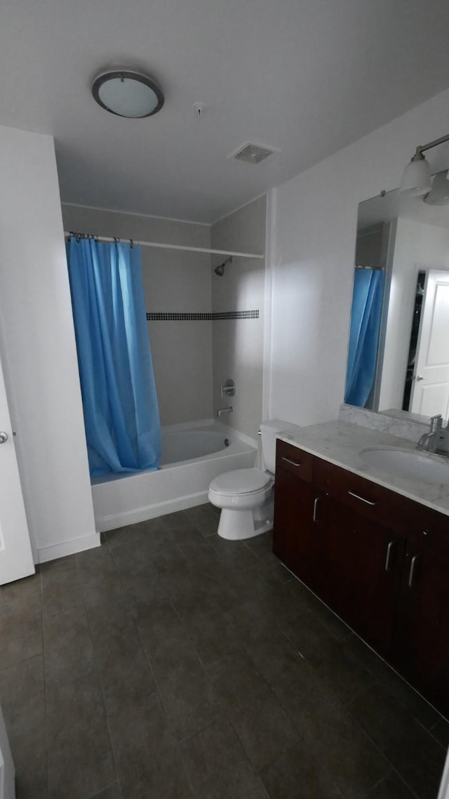 5925 Almeda Rd Unit 12113, Houston, TX 77004 - bathroom with shower / bathtub combination with curtain, vanity, and tile patterned floors