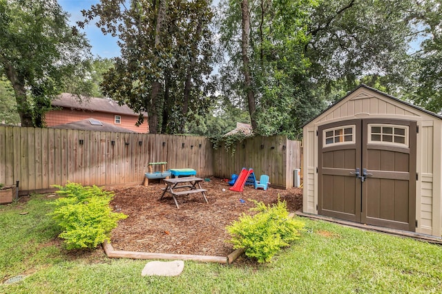 17427 Pinewood Forest Dr, Spring, TX 77379 - fenced backyard featuring a shed