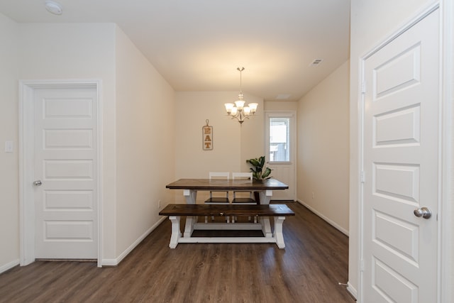 5529 Evanston Ln, Pasadena, TX 77505 - dining space with dark wood-style floors, a chandelier, and vaulted ceiling
