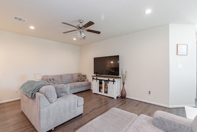 5529 Evanston Ln, Pasadena, TX 77505 - living area featuring ceiling fan, wood finished floors, and recessed lighting