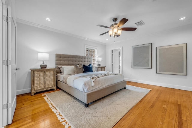 2539 Addison Rd, Houston, TX 77030 - bedroom featuring ornamental molding, light wood-type flooring, recessed lighting, and ceiling fan