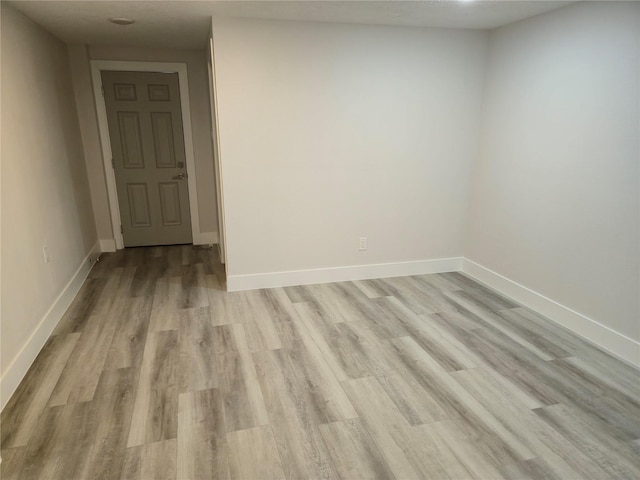 4104 Idaho St, Houston, TX 77021 - empty room featuring light wood finished floors and baseboards