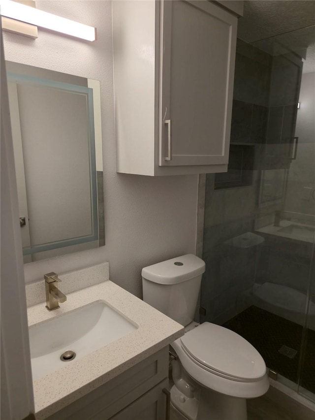 4104 Idaho St, Houston, TX 77021 - full bath featuring a shower stall and vanity