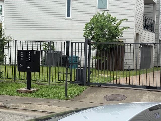 616 Cage St, Houston, TX 77020