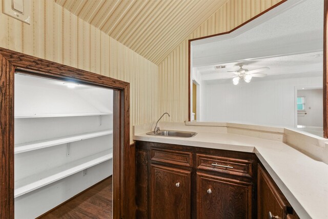 1106 Castle Hill Trl, Kingwood, TX 77339 - photo 24