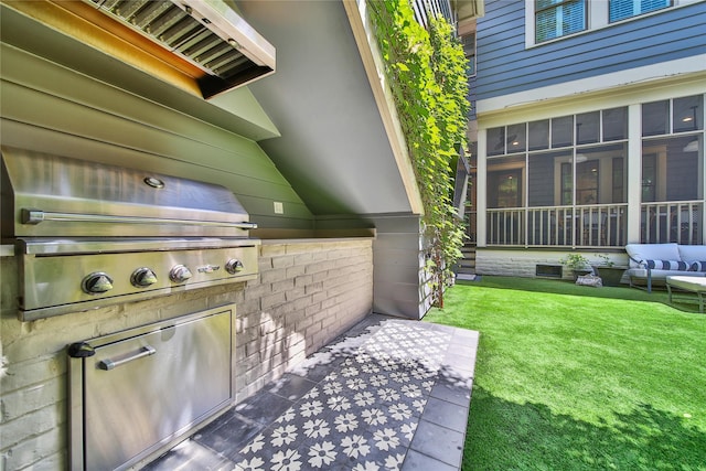 811 Byrne St, Houston, TX 77009 - view of patio / terrace with a grill