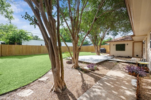 1813 Huge Oaks St, Houston, TX 77055 - fenced backyard featuring a patio area