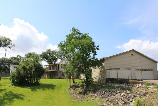 3603 Rio Vista St, Houston, TX 77021 - view of grassy yard