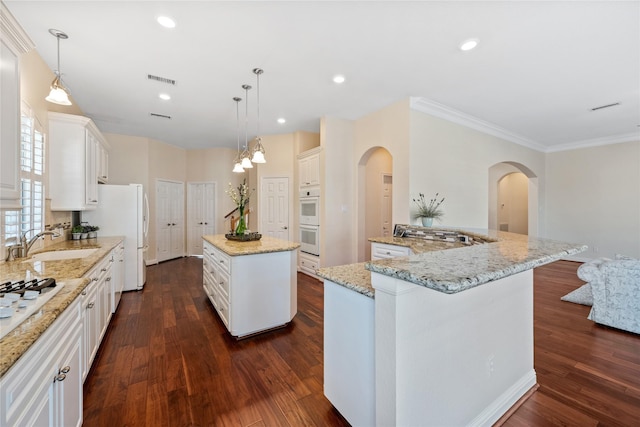 2510 Pebble Stream Ct, Kingwood, TX 77345 - photo 11